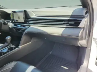 Toyota Camry 2025 SE 4dr Sedán