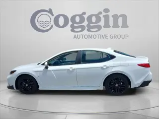 Toyota Camry 2025 SE 4dr Sedán