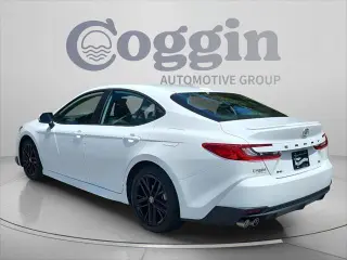 Toyota Camry 2025 SE 4dr Sedán