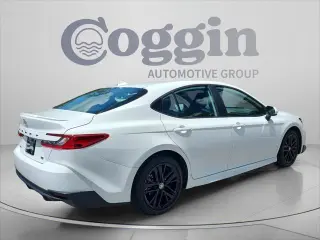 Toyota Camry 2025 SE 4dr Sedán