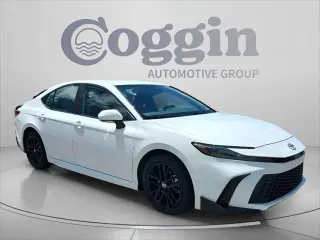 Toyota Camry 2025 SE 4dr Sedán