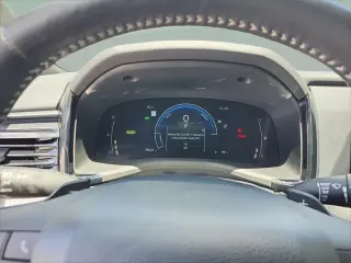 Toyota Camry 2025 SE 4dr Sedán