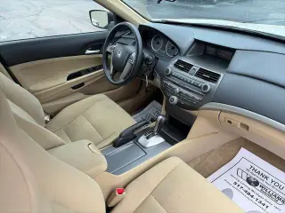 Honda Accord 2012 LX 4dr Sedan 5A