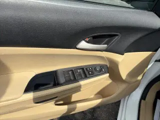 Honda Accord 2012 LX 4dr Sedan 5A