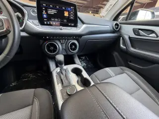 Chevrolet Blazer 2025 LT 4wd SUV con 2LT