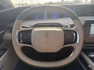 Lincoln Nautilus Híbrido 2024 AWD Premiere 4dr SUV