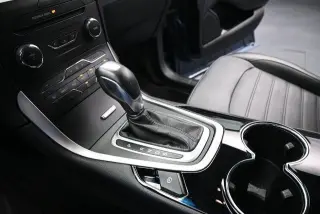Ford Edge 2018 SEL 4dr Crossover