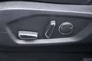 Ford Edge 2018 SEL 4dr Crossover