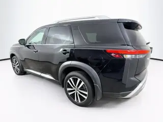 Nissan Pathfinder 2025 Platinum 4 SUV