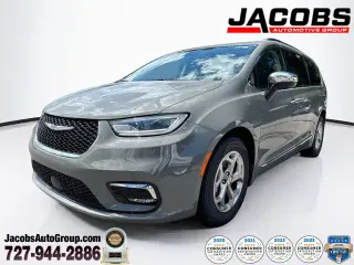 Chrysler Pacifica 2023 Limited 4dr Minivan