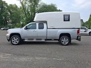 GMC Sierra 2500HD 2013 4x4 SLT 4dr Extended Cab SB