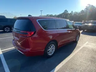 Chrysler Pacifica 2025 Select 4dr Mini-Van