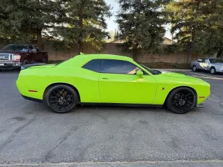 Dodge Challenger 2015 R/T Scat Pack 2dr Coupe