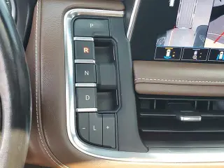 Chevrolet Suburban 2021 4x4 High Country 4dr SUV