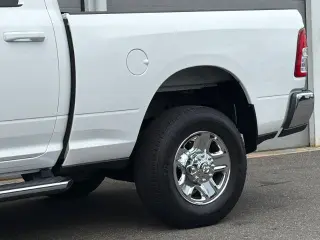 Ram 2500 2021 4x4 Big Horn 4dr Crew Cab 6.3 ft. SB Pickup