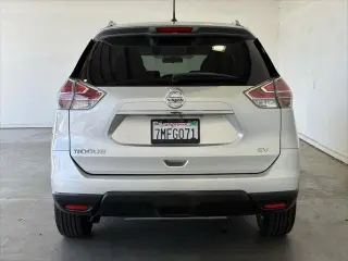 Nissan Rogue 2015 SV 4dr Crossover