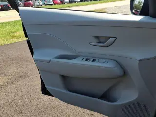 Hyundai KONA 2025 AWD SE 4dr Crossover