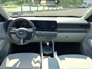 Hyundai KONA 2025 AWD SE 4dr Crossover
