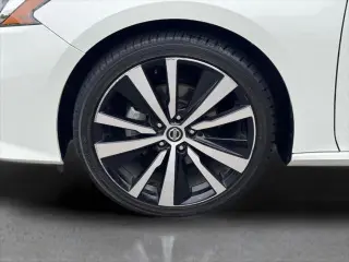 Nissan Altima 2022 2.5 SR 4dr Sedan