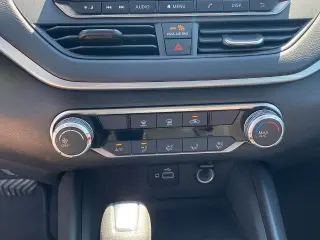 Nissan Altima 2023 2.5 S 4dr Sedan