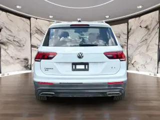 Volkswagen Tiguan 2018 AWD 2.0T SEL 4Motion 4dr SUV