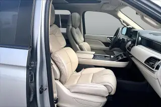 Lincoln Navigator L 2021 4x4 Reserve 4dr SUV