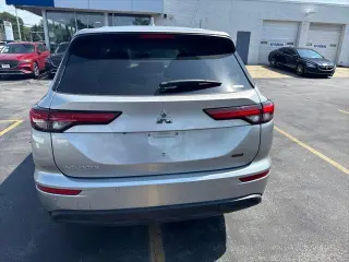 Mitsubishi Outlander 2024 AWD SE 4dr SUV
