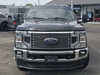 Ford F-350 Super Duty 2022 4x4 XLT 4dr Crew Cab 8 ft. LB DRW Pickup