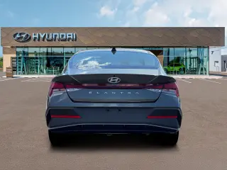 Hyundai ELANTRA 2026 SE 4dr Sedán