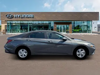 Hyundai ELANTRA 2026 SE 4dr Sedán