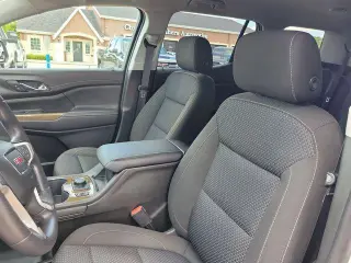 GMC Acadia 2023 SLE 4dr SUV