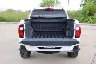 GMC Canyon 2024 4x4 AT4 4dr Crew Cab 5 ft. SB