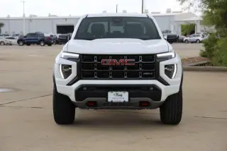 GMC Canyon 2024 4x4 AT4 4dr Crew Cab 5 ft. SB
