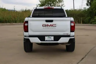 GMC Canyon 2024 4x4 AT4 4dr Crew Cab 5 ft. SB