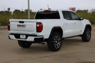 GMC Canyon 2024 4x4 AT4 4dr Crew Cab 5 ft. SB
