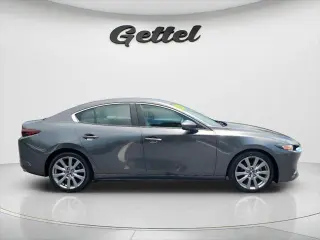 Mazda Mazda3 Sedán 2023 2.5 S Preferred 4dr Sedán