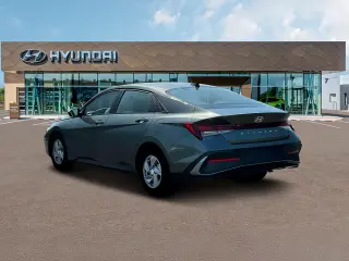 Hyundai ELANTRA 2025 SE 4dr Sedán