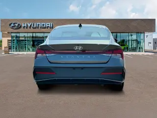 Hyundai ELANTRA 2025 SE 4dr Sedán