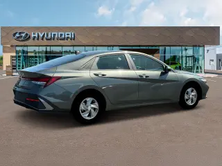 Hyundai ELANTRA 2025 SE 4dr Sedán