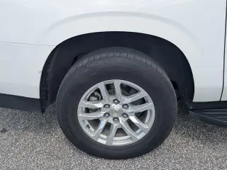 Chevrolet Suburban 2024 4x2 LT 4dr SUV