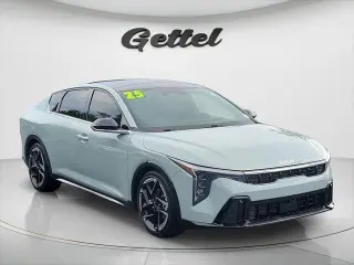 Kia K4 2025 GT-Line 4dr Sedán