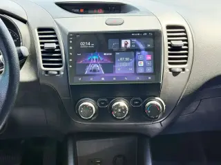 Kia Forte 2018 LX 4dr Sedán 6M