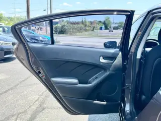 Kia Forte 2018 LX 4dr Sedán 6M