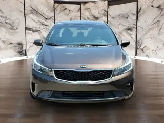 Kia Forte 2018 LX 4dr Sedán 6M
