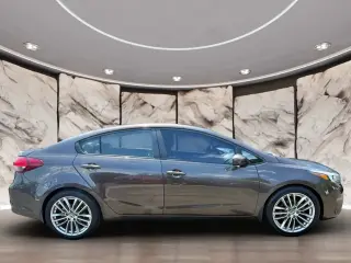 Kia Forte 2018 LX 4dr Sedán 6M