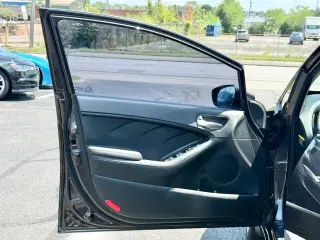 Kia Forte 2018 LX 4dr Sedán 6M