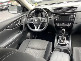 Nissan Rogue 2018 AWD SV 4dr Crossover