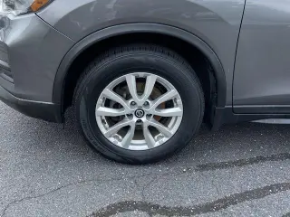 Nissan Rogue 2018 AWD SV 4dr Crossover
