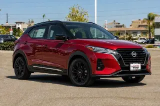 Nissan Kicks 2023 SR 4dr Crossover