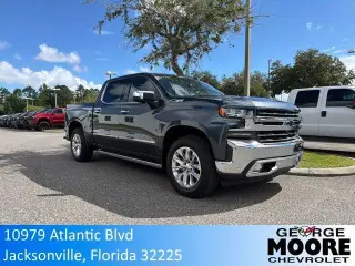 Chevrolet Silverado 1500 2021 4x4 LTZ 4 puertas Crew Cab 5.8 pies. c/estribo